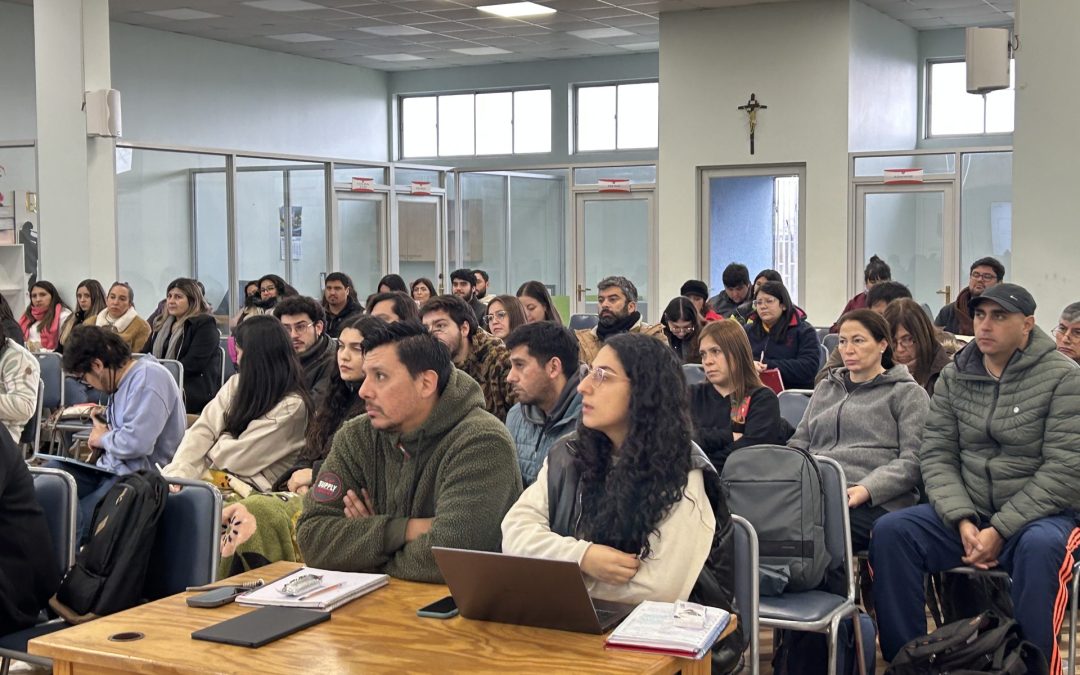 Docentes y psicoeducativo: Participaron de «Taller de habilidades con apoderados en situaciones complejas»