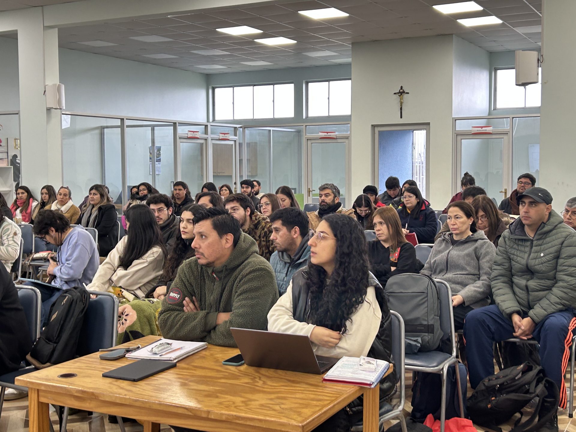 Docentes y psicoeducativo: Participaron de «Taller de habilidades con apoderados en situaciones complejas»
