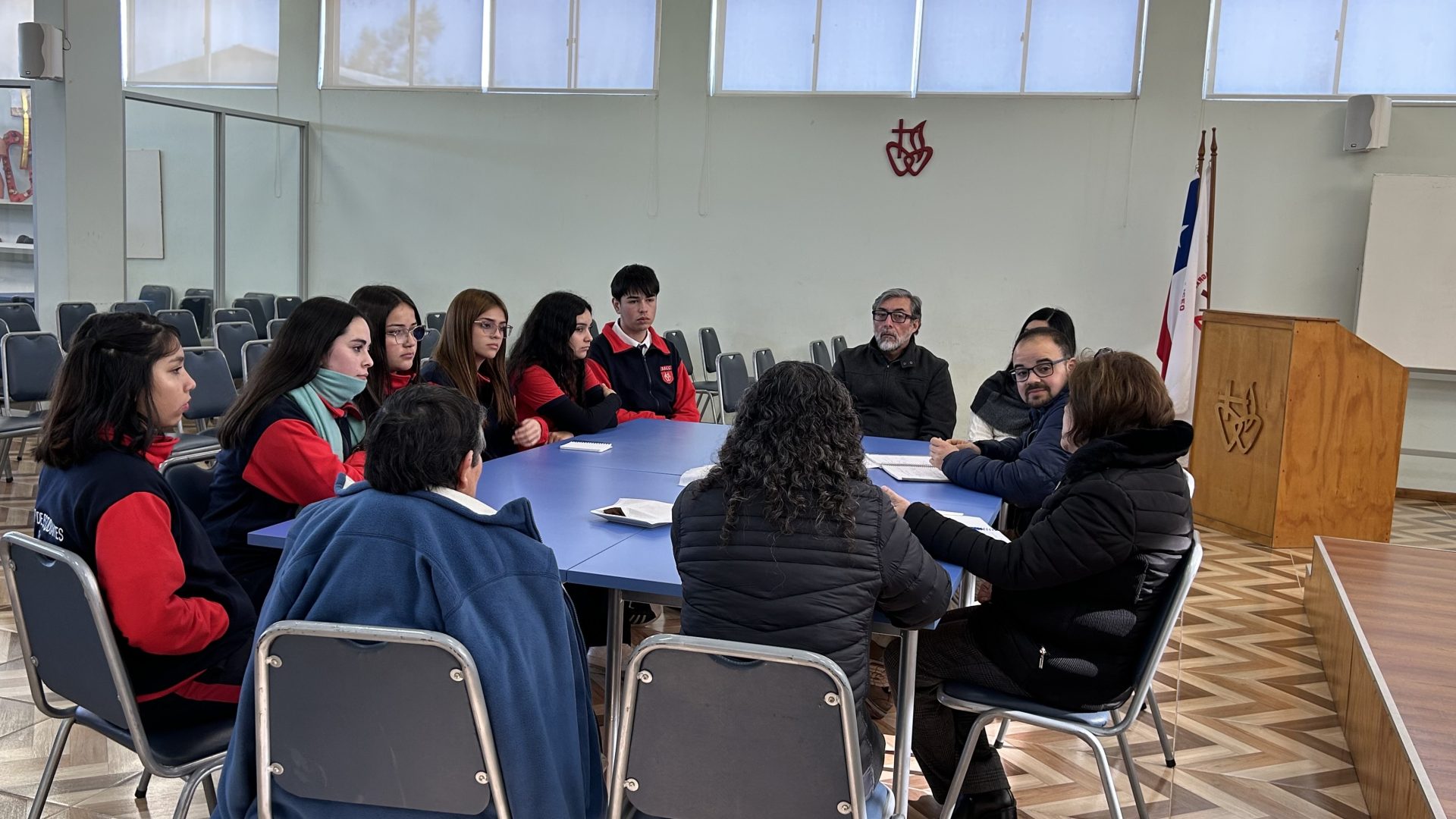 Equipo Directivo en reunión con CGE