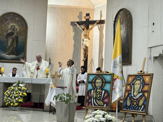 Celebramos la presencia del Sagrado Corazón de Jesús